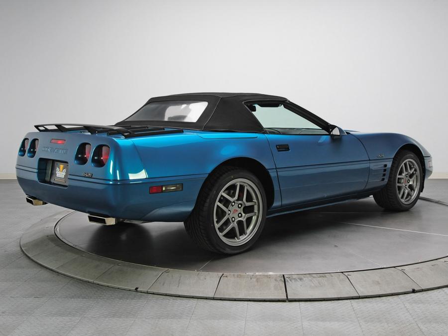  Chevrolet Corvette Convertible 1991 года  (фото 15 из 16)